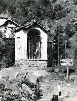 GRASSURA: Cappella del Croc...